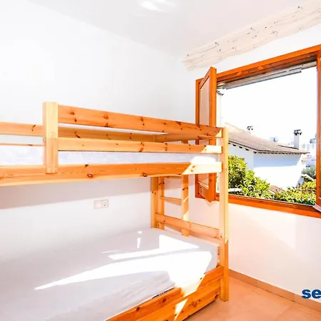 Hotel Casa Roda De Bera, 2 Dormitorios, 6 Personas - Es-320-19 Roda de Bera